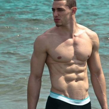 Eye Candy: Model Hayden Monteleone - Popglitz