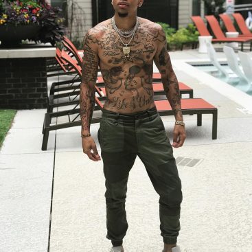 Eye Candy: R&B Singer Mechie So Crazy - Popglitz