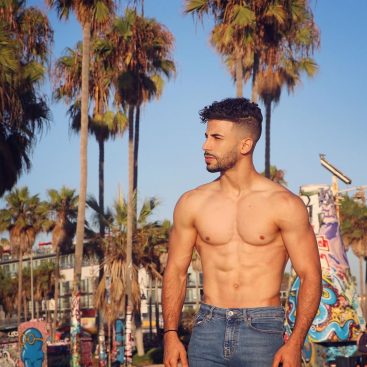 Youtuber Adam Saleh's Naked & Wet in New Shower Video - Popglitz