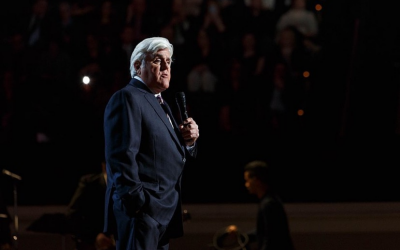 Jay Leno Apologizes for Decades of Racist Jokes About Asians