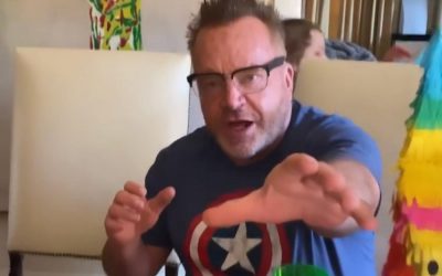Tom Arnold Talks About His Sister’s Past Life Selling $200k of Drugs Weekly, Known as ‘The Queen of Meth’