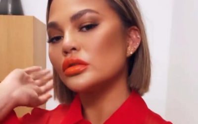 Chrissy Teigen Says She was Just a “Functioning Alcoholic” When She Met John Legend
