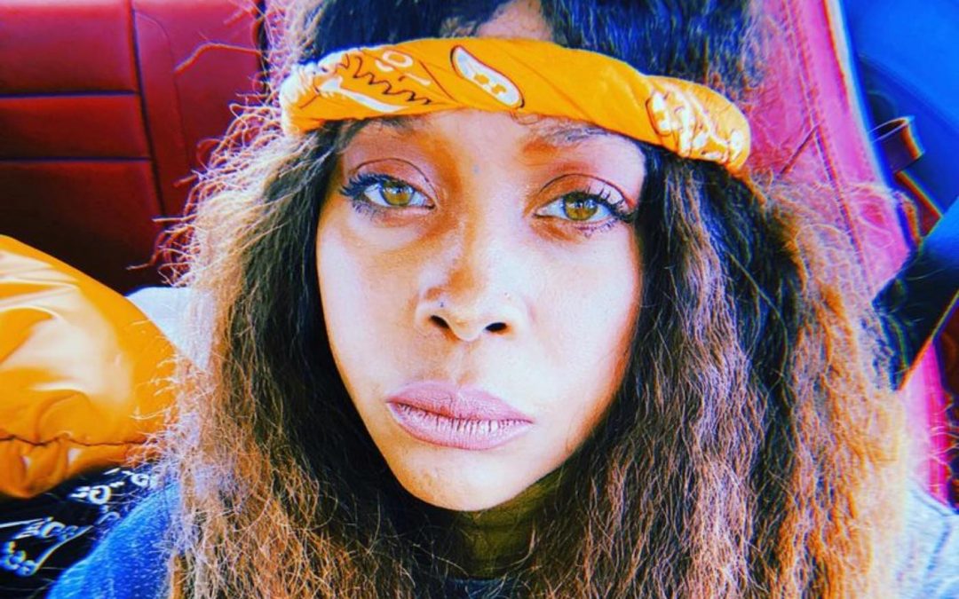 Erykah Badu Apologized to the Obamas for Violating the No Picture Rules at his Bday Event and Being a “Terrible Guest”