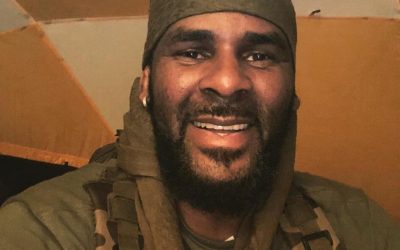 R Kelly Says Prosecutors Can’t Accuse Him of Molesting a Teen Boy Because Jurors May Be Anti-LGBT